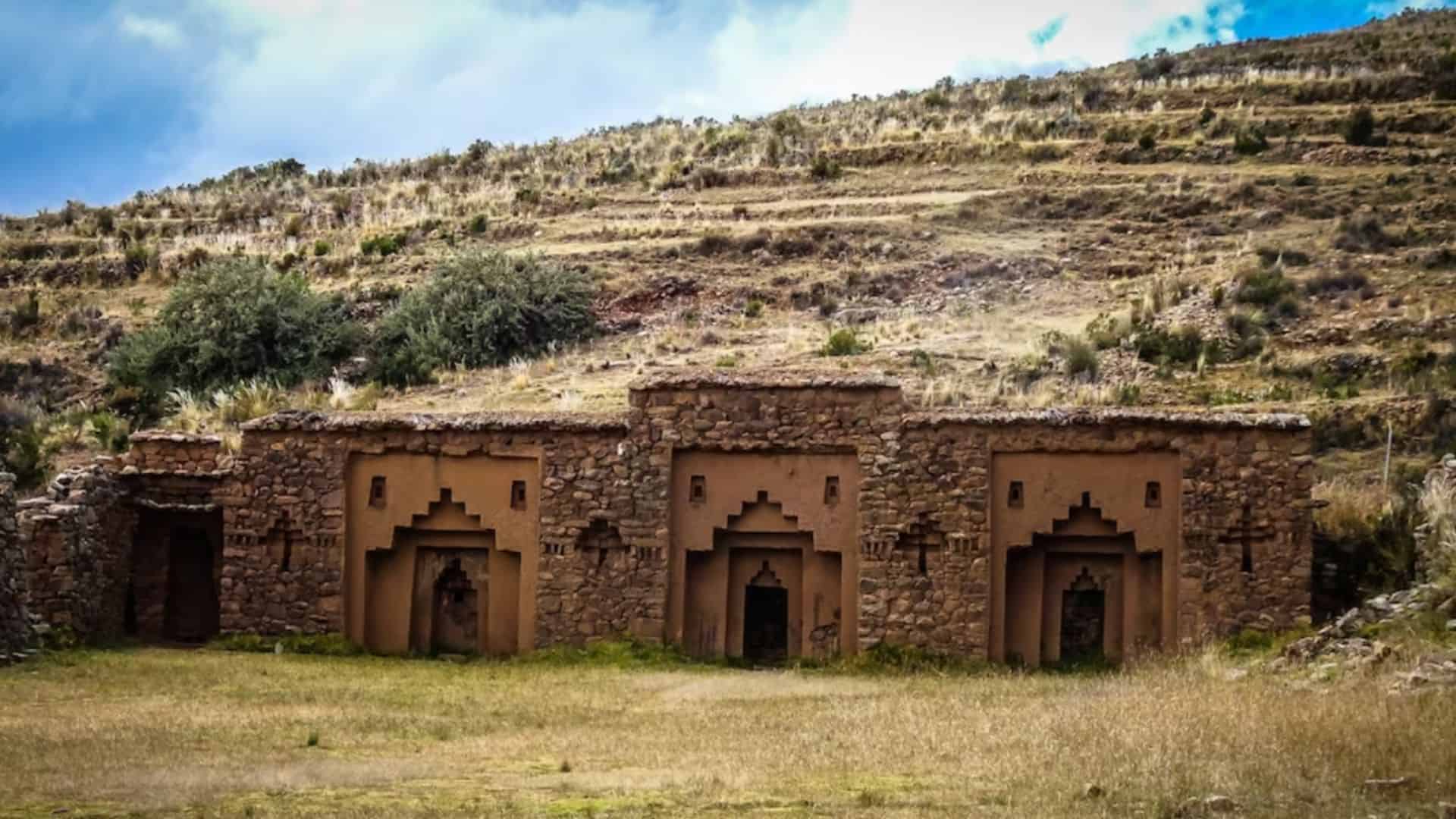 Isla de la Luna: Un Enclave de Misterio y Tradición en el Lago Titicaca